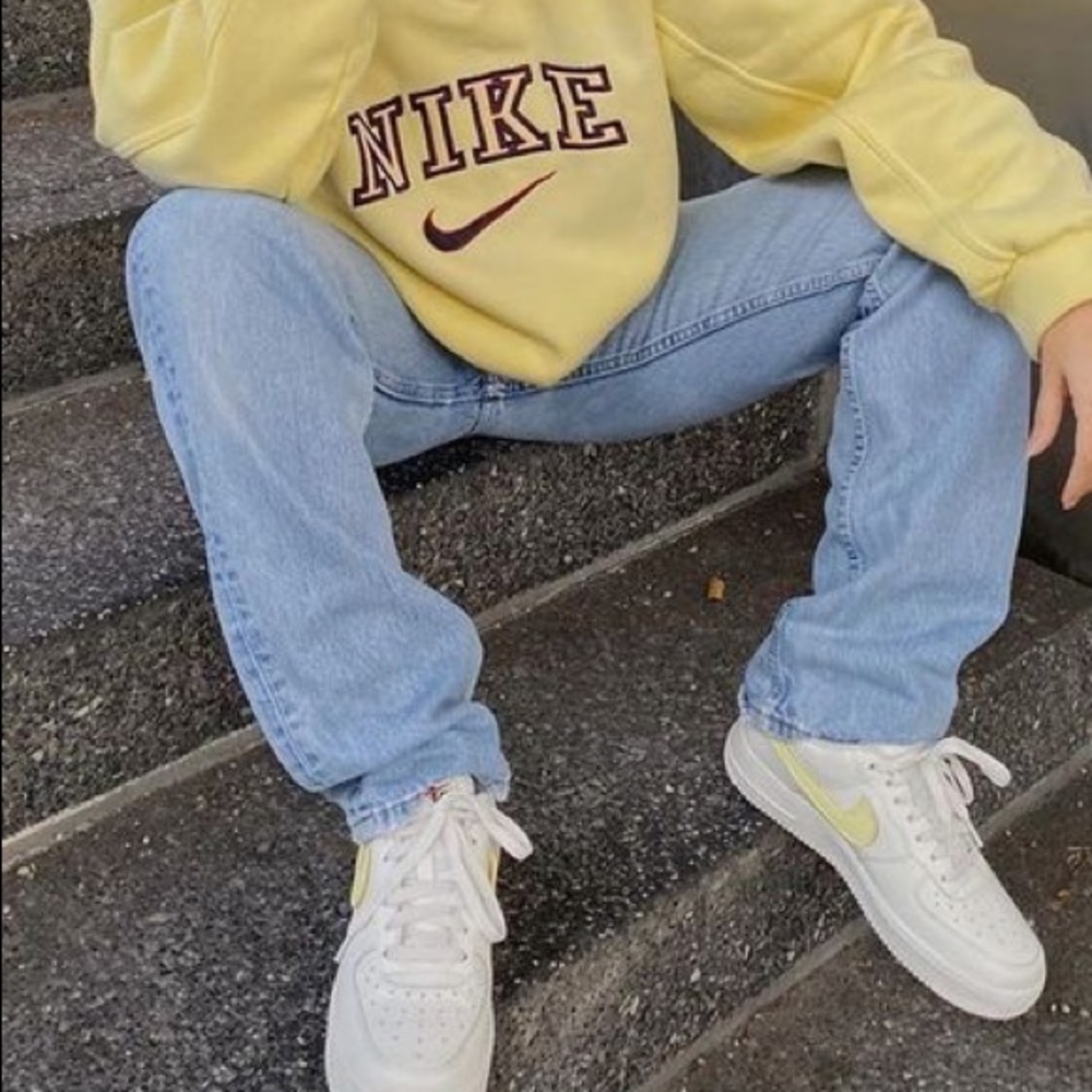 Meet your Posher, Carla